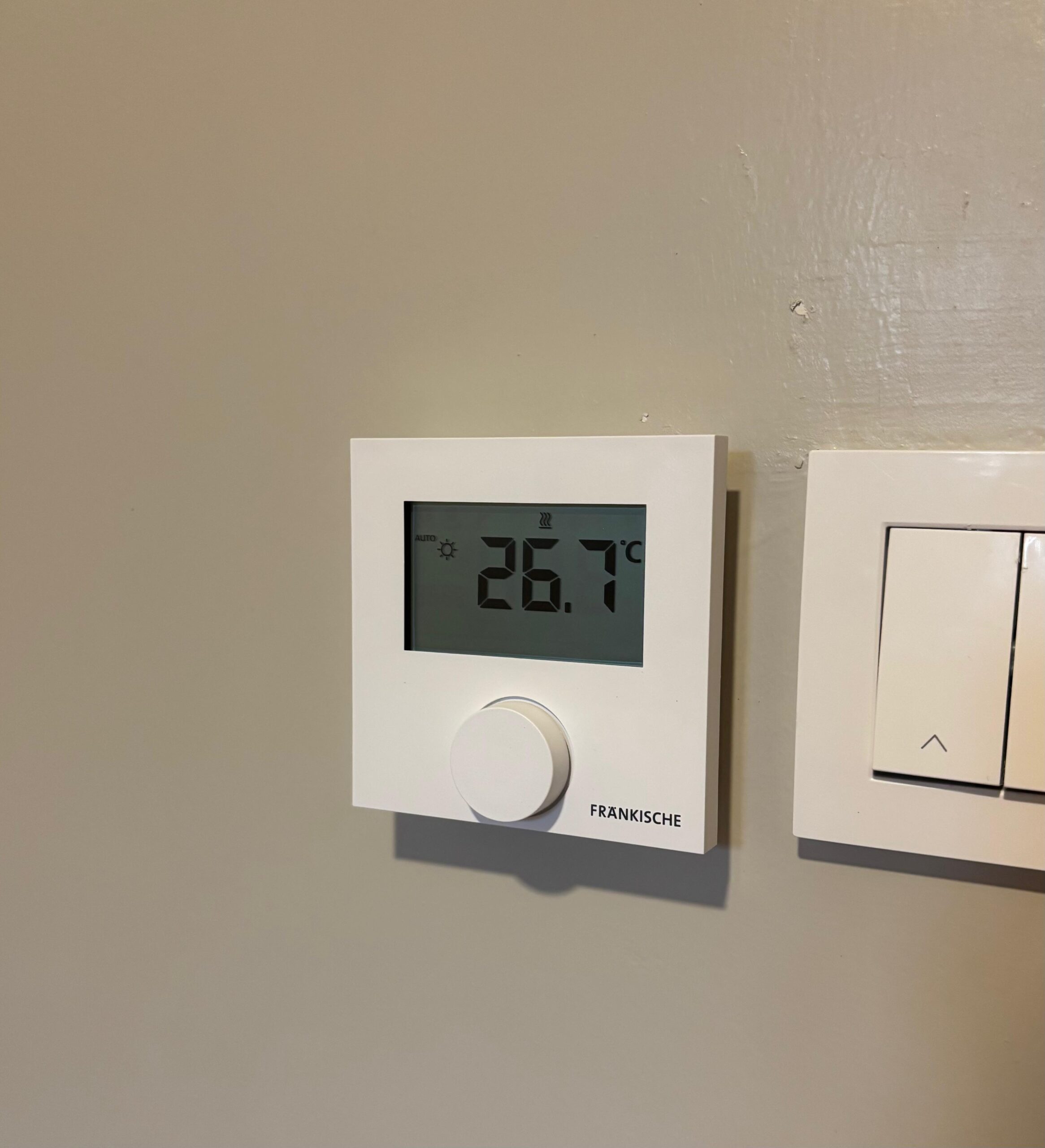 Yerden Isıtma Dijital Oda Termostatı ve Kontrol Paneli